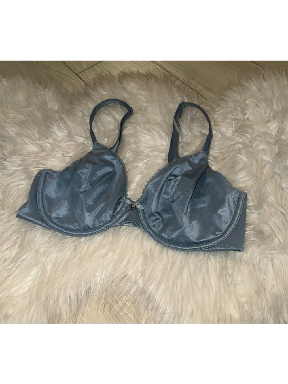 Victorias Secret Body By Victoria Unlined Demi Bra UW Shiny Womens 34D Blue